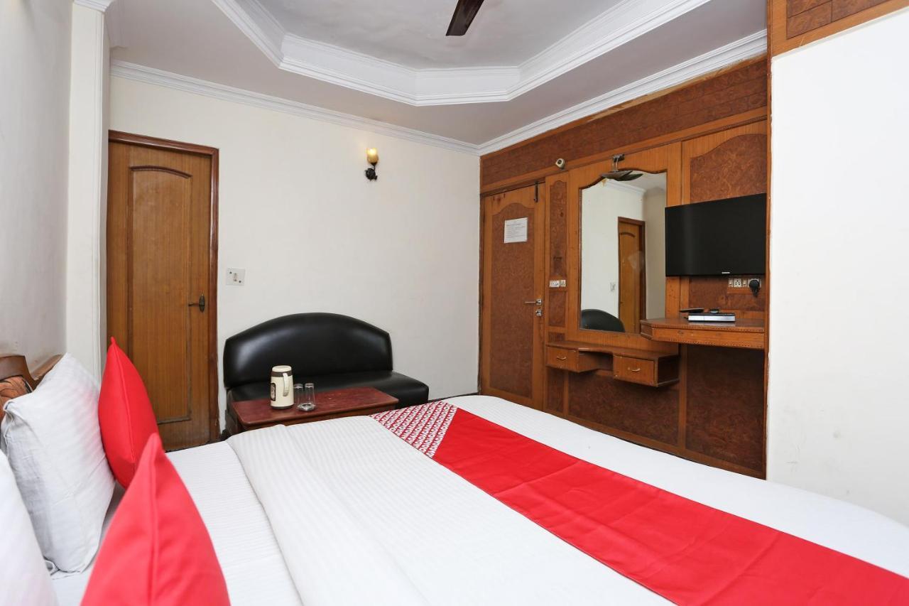 Oyo 8188 Vardhmaan Inn Delhi  Exterior photo